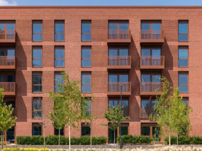 PBFeature-3840×2160