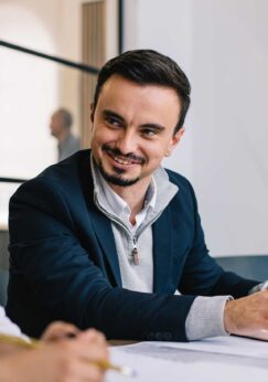 Aaron-Folkes_WEBSITE