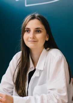 Weronika-Galecka_WEBSITE