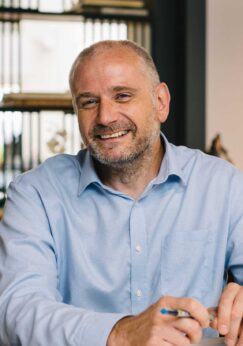 Richard-Bailey_WEBSITE