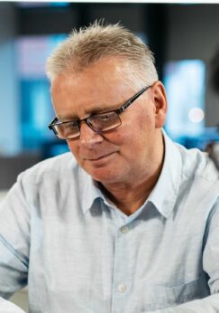 Mike-Whitaker_WEBSITE