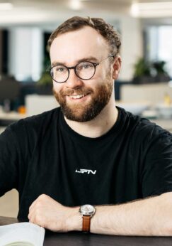 Chris-Donaghy_WEBSITE