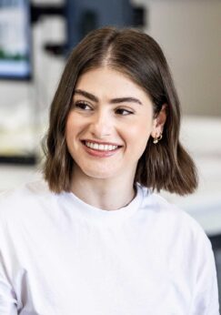 Lydia-Johnstone_WEBSITE