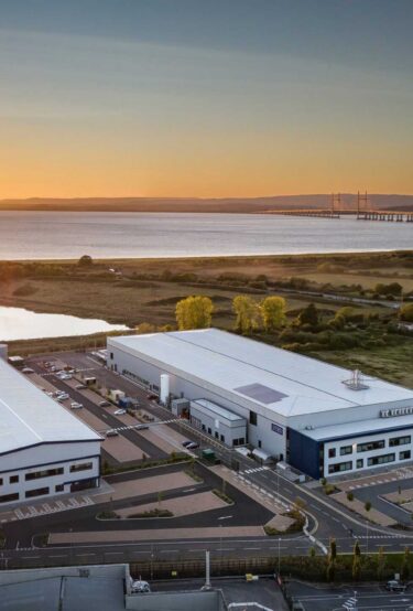 OxfordInstruments_Hero_02_W3840xH2160px