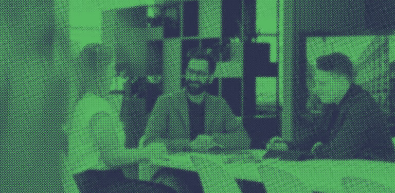 Manchester_Contact_Duo_NavyMint_2560x1710