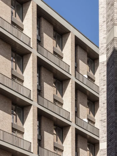 TheHolloway_Feature_2560x1440