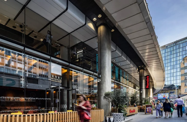 Retail Parallax Images 1920px rev b4 copy