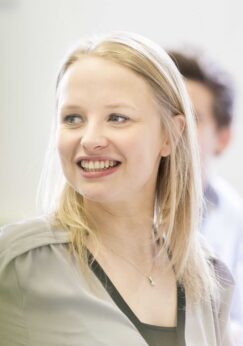 Emma Amos 1_21C0876 copy_Website