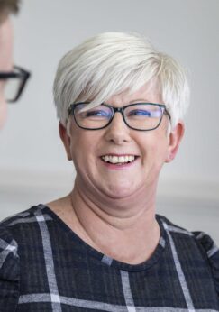 Sue Jeffries 5 PRIMARY_U4A0537_WEBSITE