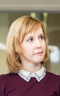 Holly-Sissons-984x1400px