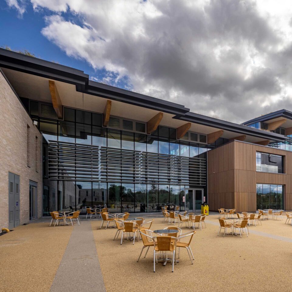 Link-Img-AllSectors09-1920x1920px