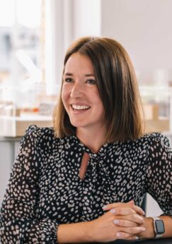 Tarryn Leeferik_cw-london-studio-21jul22-72_WEBSITE