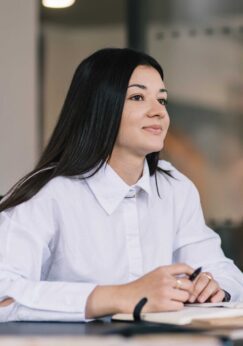 Andela Andric_cw-london-studio-21jul22-129_WEBSITE