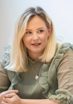 Chelsey Longson 1 WEBSITE_U4A9824