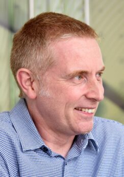 Simon Crosby – DSC_2325_WEBSITE